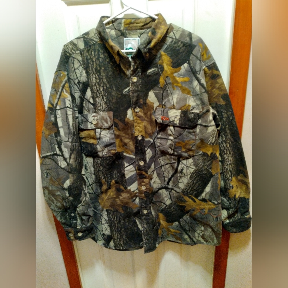 LIKE NEW REALTREE HARDWOOD 10X MENS JACKET/ BUTTON UP SHIRT SIZE LG